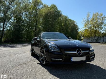 Мерседес СЛК-Класс 2015 в Европе на Automoto.ua Черный Мерседес СЛК-Класс, объемом двигателя 1 л и пробегом 34 тыс. км за 95000 $, фото 1 на Automoto.ua