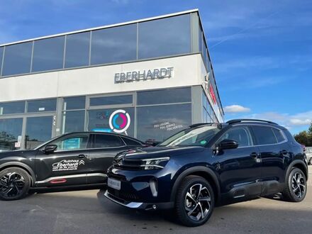 Ситроен C5 Aircross 2022 в Европе на Automoto.ua Синий Ситроен C5 Aircross, объемом двигателя 1.6 л и пробегом 14 тыс. км за 46362 $, фото 1 на Automoto.ua