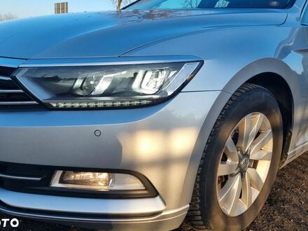 Фольксваген Пассат 2015 в Европе на Automoto.ua Серый Фольксваген Пассат, объемом двигателя 1 л и пробегом 233 тыс. км за 10170 $, фото 1 на Automoto.ua