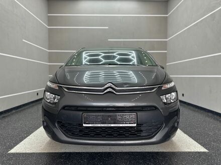 Ситроен С4 Пикассо 2016 в Европе на Automoto.ua Серый Ситроен С4 Пикассо, объемом двигателя 1.2 л и пробегом 105 тыс. км за 8570 $, фото 1 на Automoto.ua
