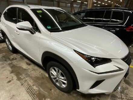 Лексус NX 300 2021 у Європі на Automoto.ua Білий Лексус NX 300, об'ємом двигуна 2.49 л та пробігом 170 тис. км за 27184 $, фото 1 на Automoto.ua