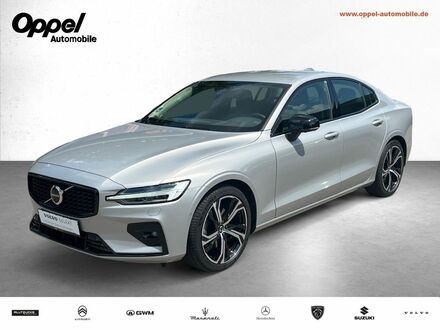 Вольво С60 2023 в Европе на Automoto.ua Серебряный Вольво С60, объемом двигателя 1.97 л и пробегом 11 тыс. км за 42811 $, фото 1 на Automoto.ua
