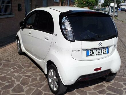 Сітроен С-Зєро 2019 у Європі на Automoto.ua Білий Сітроен С-Зєро, об'ємом двигуна 0 л та пробігом 17 тис. км за 5900 $, фото 1 на Automoto.ua