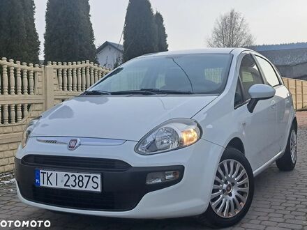 Фіат Пунто Ево 2011 у Європі на Automoto.ua Білий Фіат Пунто Ево, об'ємом двигуна 1 л та пробігом 185 тис. км за 14900 $, фото 1 на Automoto.ua