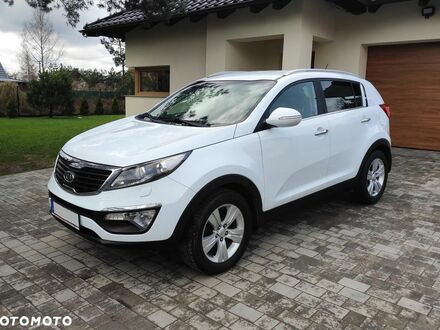 Киа Sportage, объемом двигателя 1.69 л и пробегом 235 тыс. км за 8315 $, фото 1 на Automoto.ua