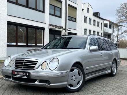 Мерседес Є 55 АМГ 2001 у Європі на Automoto.ua Срібний Мерседес Є 55 АМГ, об'ємом двигуна 5.44 л та пробігом 218 тис. км за 15881 $, фото 1 на Automoto.ua