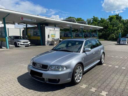 Ауди РС4 2001 в Европе на Automoto.ua Серый Ауди РС4, объемом двигателя 2.67 л и пробегом 101 тыс. км за 79900 $, фото 1 на Automoto.ua