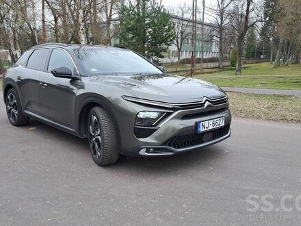 Ситроен С5 2022 в Европе на Automoto.ua Серый Ситроен С5, объемом двигателя 1.6 л и пробегом 26 тыс. км за 26000 $, фото 1 на Automoto.ua