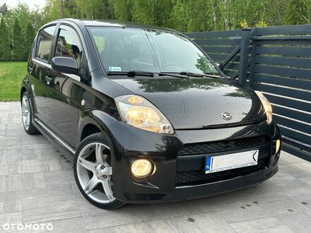 Дайхатсу Sirion 2010 у Європі на Automoto.ua Чорний Дайхатсу Sirion, об'ємом двигуна 1 л та пробігом 104 тис. км за 5545 $, фото 1 на Automoto.ua