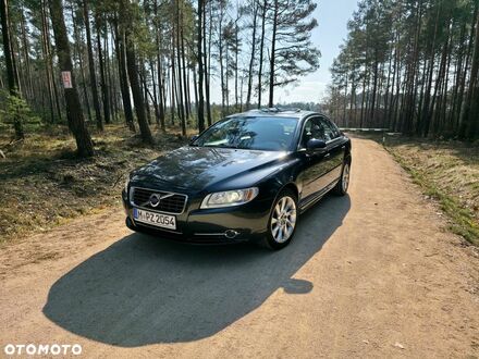 Вольво С80 2013 в Европе на Automoto.ua Серый Вольво С80, объемом двигателя 2.95 л и пробегом 125 тыс. км за 49000 $, фото 1 на Automoto.ua