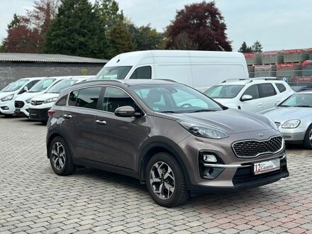 Киа Sportage, объемом двигателя 1.59 л и пробегом 53 тыс. км за 18308 $, фото 1 на Automoto.ua