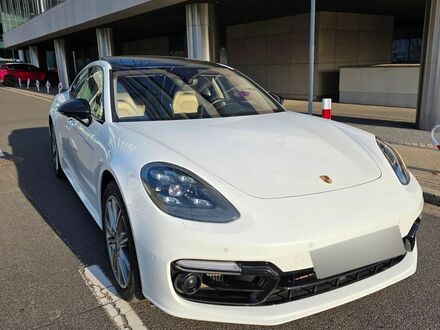 Порше Panamera 2017 у Європі на Automoto.ua Білий Порше Panamera, об'ємом двигуна 3.96 л та пробігом 220 тис. км за 74456 $, фото 1 на Automoto.ua