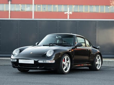 Порше 993 1997 в Европе на Automoto.ua Черный Порше 993, объемом двигателя 3.6 л и пробегом 71 тыс. км за 272769 $, фото 1 на Automoto.ua