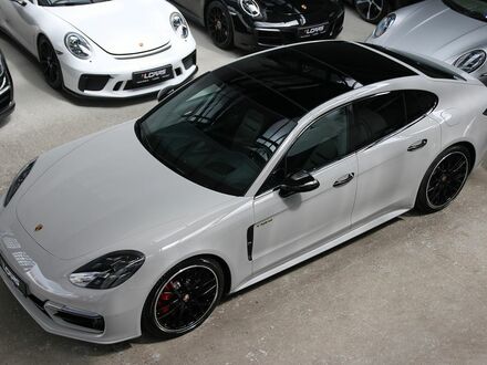 Порше Panamera 2021 у Європі на Automoto.ua Сірий Порше Panamera, об'ємом двигуна 2.89 л та пробігом 108 тис. км за 91216 $, фото 1 на Automoto.ua
