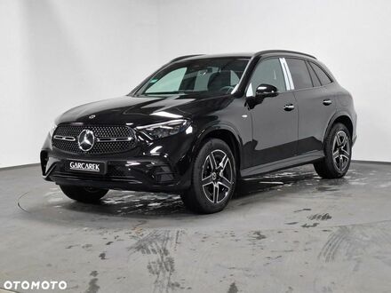 Мерседес ЦЛЦ-клас 2025 у Європі на Automoto.ua Чорний Мерседес ЦЛЦ-клас, об'ємом двигуна 1 л та пробігом 1 тис. км за 325102 $, фото 1 на Automoto.ua