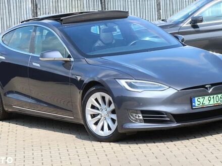 Тесла Модель С 2018 в Европе на Automoto.ua Серый Тесла Модель С, объемом двигателя 0 л и пробегом 151 тыс. км за 33654 $, фото 1 на Automoto.ua