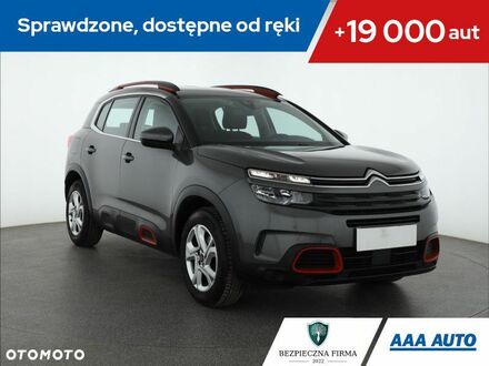 Ситроен C5 Aircross 2019 в Европе на Automoto.ua Серый Ситроен C5 Aircross, объемом двигателя 1 л и пробегом 87 тыс. км за 65000 $, фото 1 на Automoto.ua