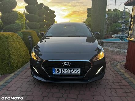 Хендай i30, об'ємом двигуна 1.37 л та пробігом 85 тис. км за 11555 $, фото 1 на Automoto.ua