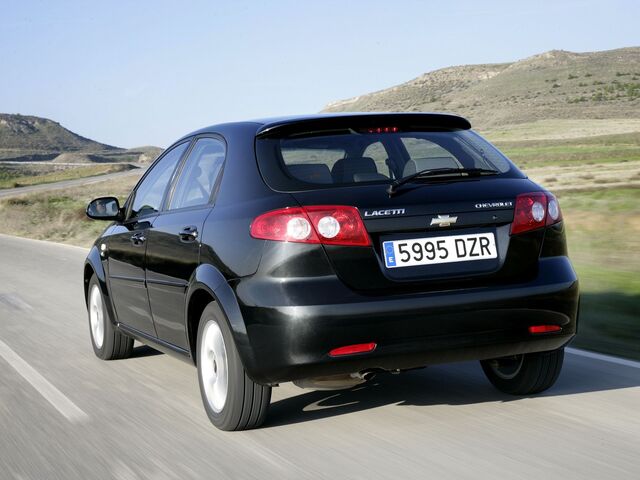 Шевроле Лачетті, Хетчбек 2004 - н.в. Hatchback 1.6 i 16V