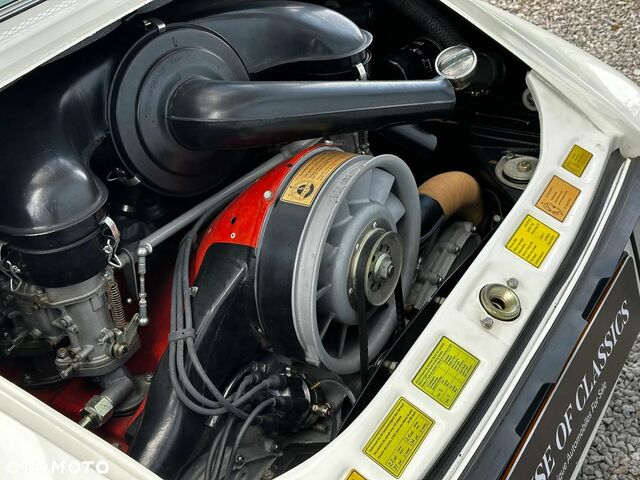 Порше 911, объемом двигателя 1.99 л и пробегом 2 тыс. км за 107991 $, фото 22 на Automoto.ua