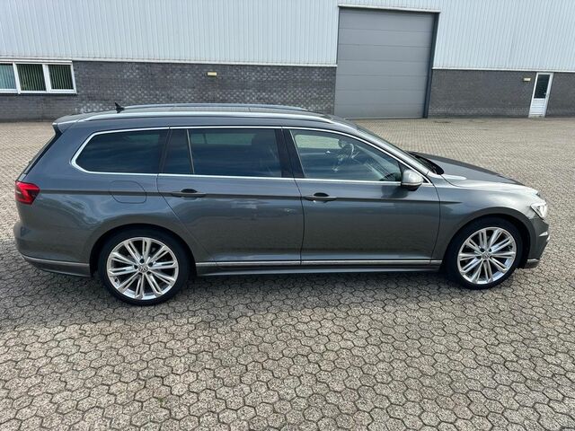 Фольксваген Пассат Вариант 2016 в Европе на Automoto.ua Серый Фольксваген Пассат Вариант, объемом двигателя 1.97 л и пробегом 290 тыс. км за 13922 $, фото 6 на Automoto.ua