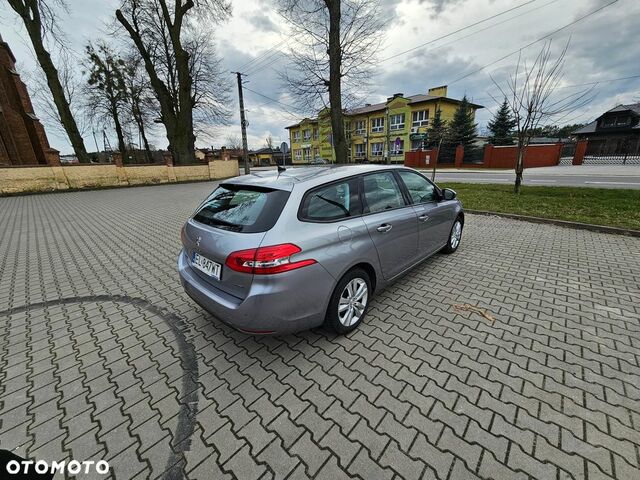 Пежо 308, объемом двигателя 1.2 л и пробегом 108 тыс. км за 6045 $, фото 2 на Automoto.ua