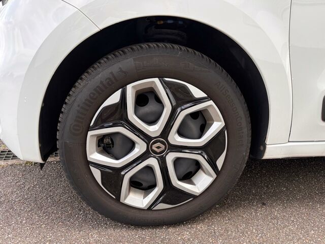 Рено Твинго 2020 в Европе на Automoto.ua Белый Рено Твинго, объемом двигателя 1 л и пробегом 21 тыс. км за 9499 $, фото 8 на Automoto.ua