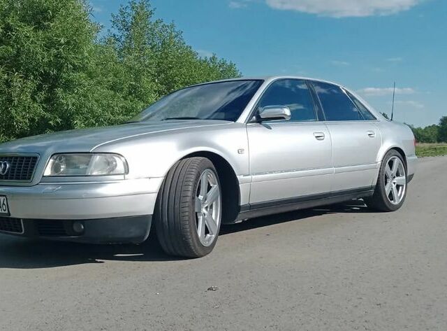 Ауді S8, об'ємом двигуна 4.17 л та пробігом 336 тис. км за 9719 $, фото 13 на Automoto.ua