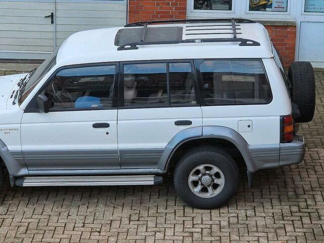 Міцубісі Паджеро 1995 у Європі на Automoto.ua Міцубісі Паджеро, об'ємом двигуна 0 л та пробігом 153 тис. км за 10500 $, фото 5 на Automoto.ua