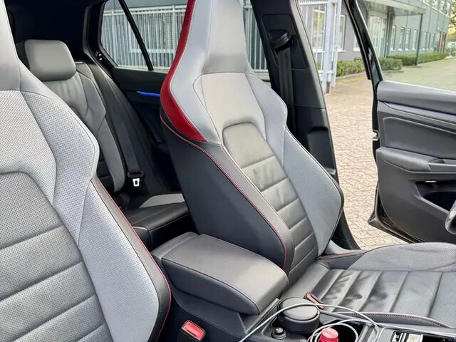 Фольксваген Гольф 2021 в Европе на Automoto.ua Черный Фольксваген Гольф, объемом двигателя 1.98 л и пробегом 73 тыс. км за 43279 $, фото 12 на Automoto.ua