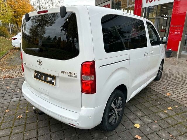 Тойота Proace Verso 2019 в Европе на Automoto.ua Тойота Proace Verso, объемом двигателя 2 л и пробегом 94 тыс. км за 26490 $, фото 3 на Automoto.ua