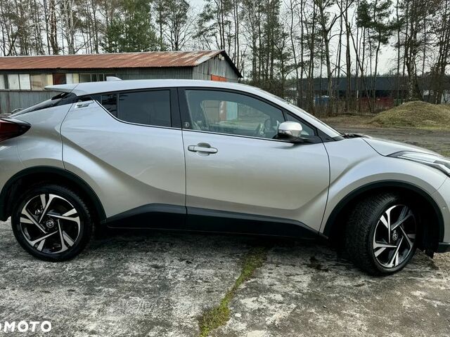 Тойота C-HR, объемом двигателя 1.8 л и пробегом 16 тыс. км за 24706 $, фото 3 на Automoto.ua