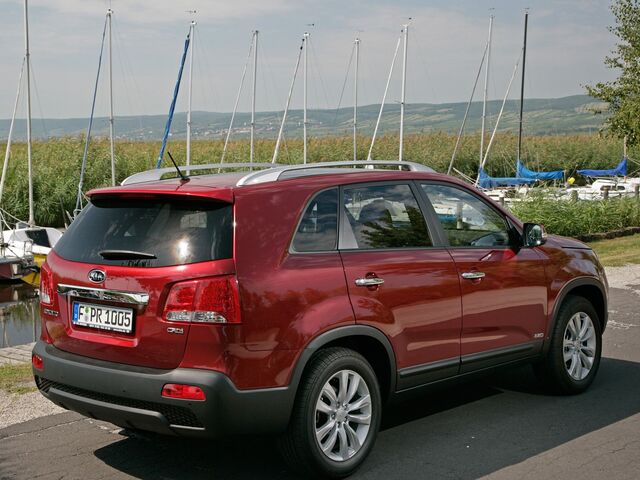 Кіа Соренто, Позашляховик / Кросовер 2009 - н.в. 2,4 2WD