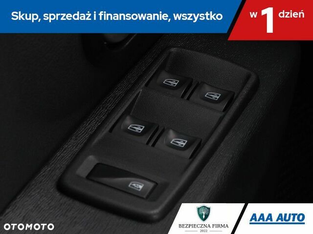 Дачія Лоджі, об'ємом двигуна 1.6 л та пробігом 56 тис. км за 12095 $, фото 16 на Automoto.ua