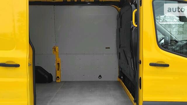 Форд Транзит вант., 2019 - н.в. MINIBUS R410L3H2 130 TREND