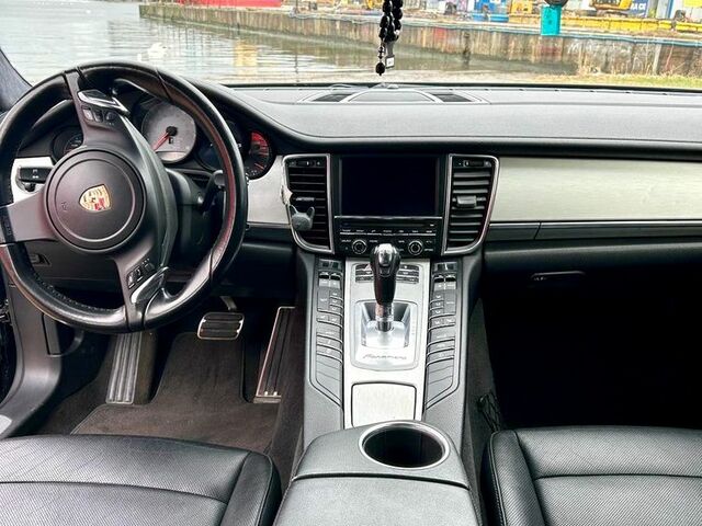 Порше Panamera, об'ємом двигуна 4.81 л та пробігом 156 тис. км за 26998 $, фото 4 на Automoto.ua