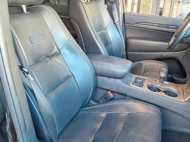 Джип Grand Cherokee 2014 у Європі на Automoto.ua Чорний Джип Grand Cherokee, об'ємом двигуна 2.99 л та пробігом 195 тис. км за 10999 $, фото 12 на Automoto.ua