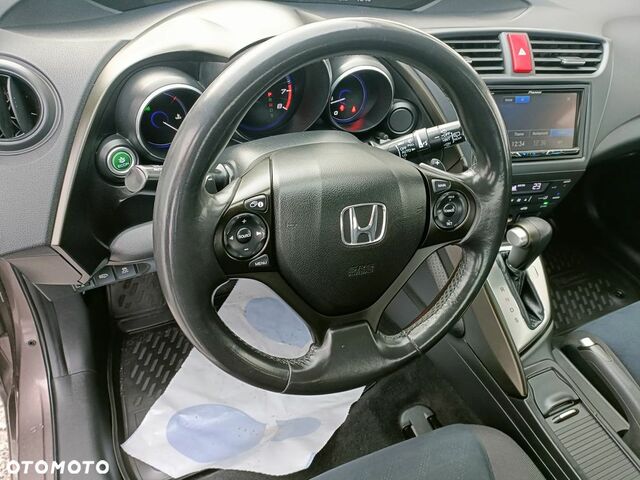 Хонда Цивик, объемом двигателя 1.8 л и пробегом 205 тыс. км за 8618 $, фото 9 на Automoto.ua