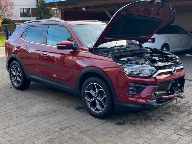 Cанг Йонг Korando, об'ємом двигуна 1.5 л та пробігом 59 тис. км за 11519 $, фото 4 на Automoto.ua