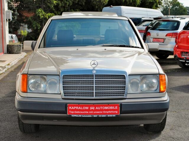 Мерседес 200 1989 в Европе на Automoto.ua Серебряный Мерседес 200, объемом двигателя 2 л и пробегом 270 тыс. км за 8530 $, фото 1 на Automoto.ua