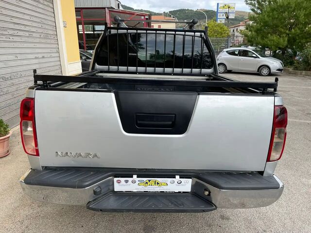 Ніссан Навара 2007 у Європі на Automoto.ua Сірий Ніссан Навара, об'ємом двигуна 2.49 л та пробігом 215 тис. км за 14938 $, фото 3 на Automoto.ua