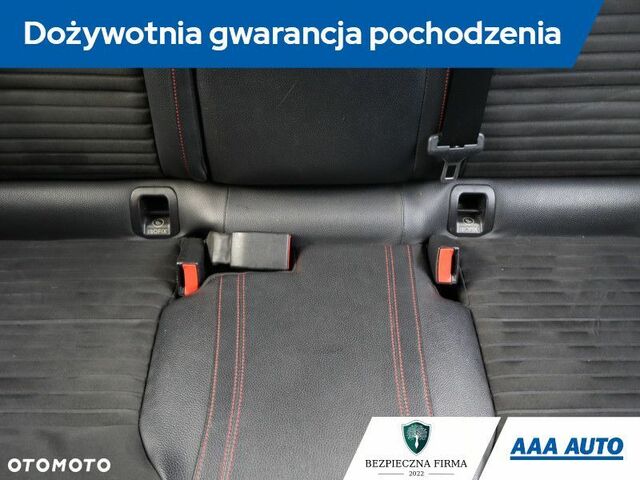 Мерседес ГЛА-Клас 2014 у Європі на Automoto.ua Білий Мерседес ГЛА-Клас, об'ємом двигуна 1 л та пробігом 190 тис. км за 16465 $, фото 10 на Automoto.ua