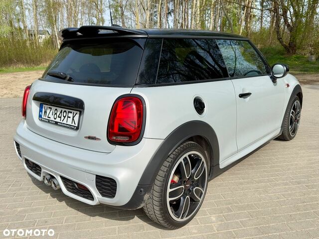 Мини John Cooper Works, объемом двигателя 2 л и пробегом 34 тыс. км за 29834 $, фото 4 на Automoto.ua