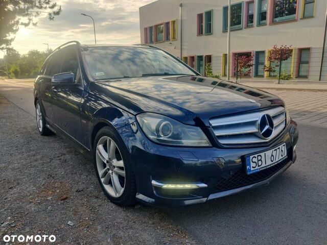Мерседес Ц-Клас 2012 у Європі на Automoto.ua Мерседес Ц-Клас, об'ємом двигуна 2.99 л та пробігом 363 тис. км за 8112 $, фото 11 на Automoto.ua