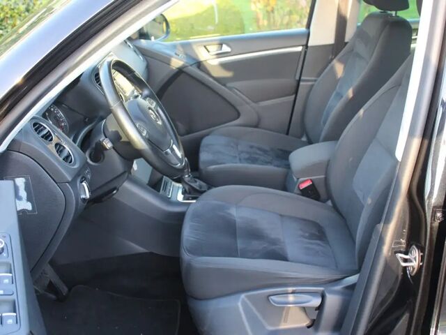 Фольксваген Тігуан 2012 у Європі на Automoto.ua Чорний Фольксваген Тігуан, об'ємом двигуна 1.98 л та пробігом 102 тис. км за 16867 $, фото 4 на Automoto.ua