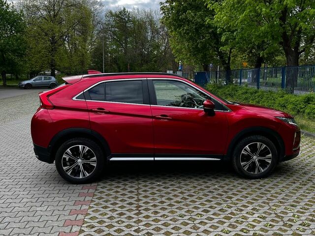 Мицубиси Eclipse Cross, объемом двигателя 1.5 л и пробегом 75 тыс. км за 18121 $, фото 3 на Automoto.ua