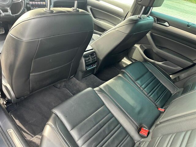 Фольксваген Пассат Вариант 2016 в Европе на Automoto.ua Серый Фольксваген Пассат Вариант, объемом двигателя 1.97 л и пробегом 290 тыс. км за 13922 $, фото 11 на Automoto.ua