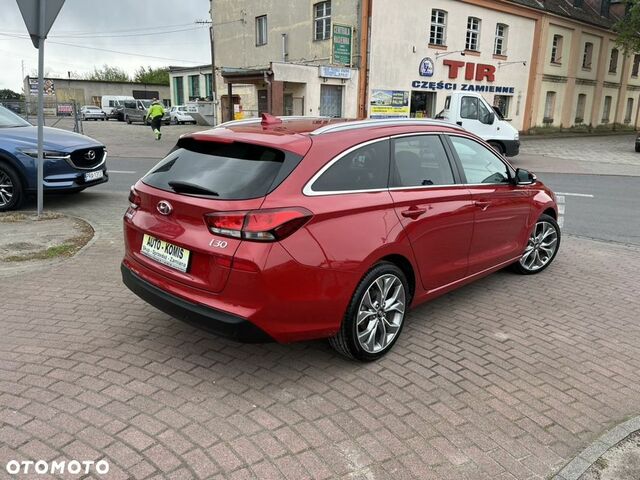 Хендай i30, об'ємом двигуна 1.35 л та пробігом 98 тис. км за 11771 $, фото 5 на Automoto.ua