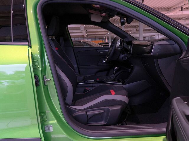 Зелений Опель Mokka, об'ємом двигуна 1.2 л та пробігом 22 тис. км за 29401 $, фото 6 на Automoto.ua