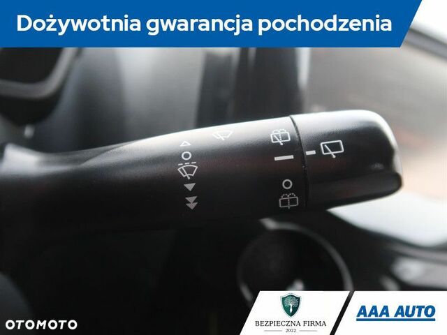 Тойота Айго, объемом двигателя 1 л и пробегом 153 тыс. км за 7559 $, фото 19 на Automoto.ua